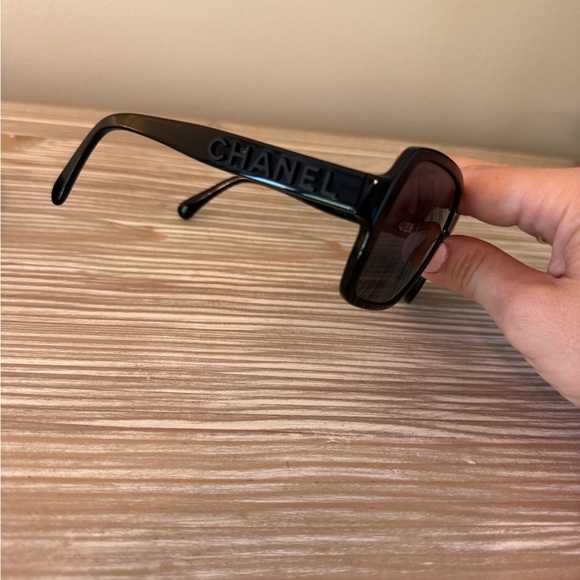 Chanel square acetate polarized sunglasses - Picture 3 of 11